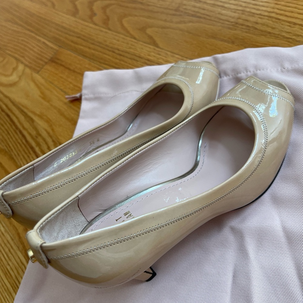 Stuart Weitzman Nude Patent Leather Open Toe Heels size 6 - Picture 10 of 13